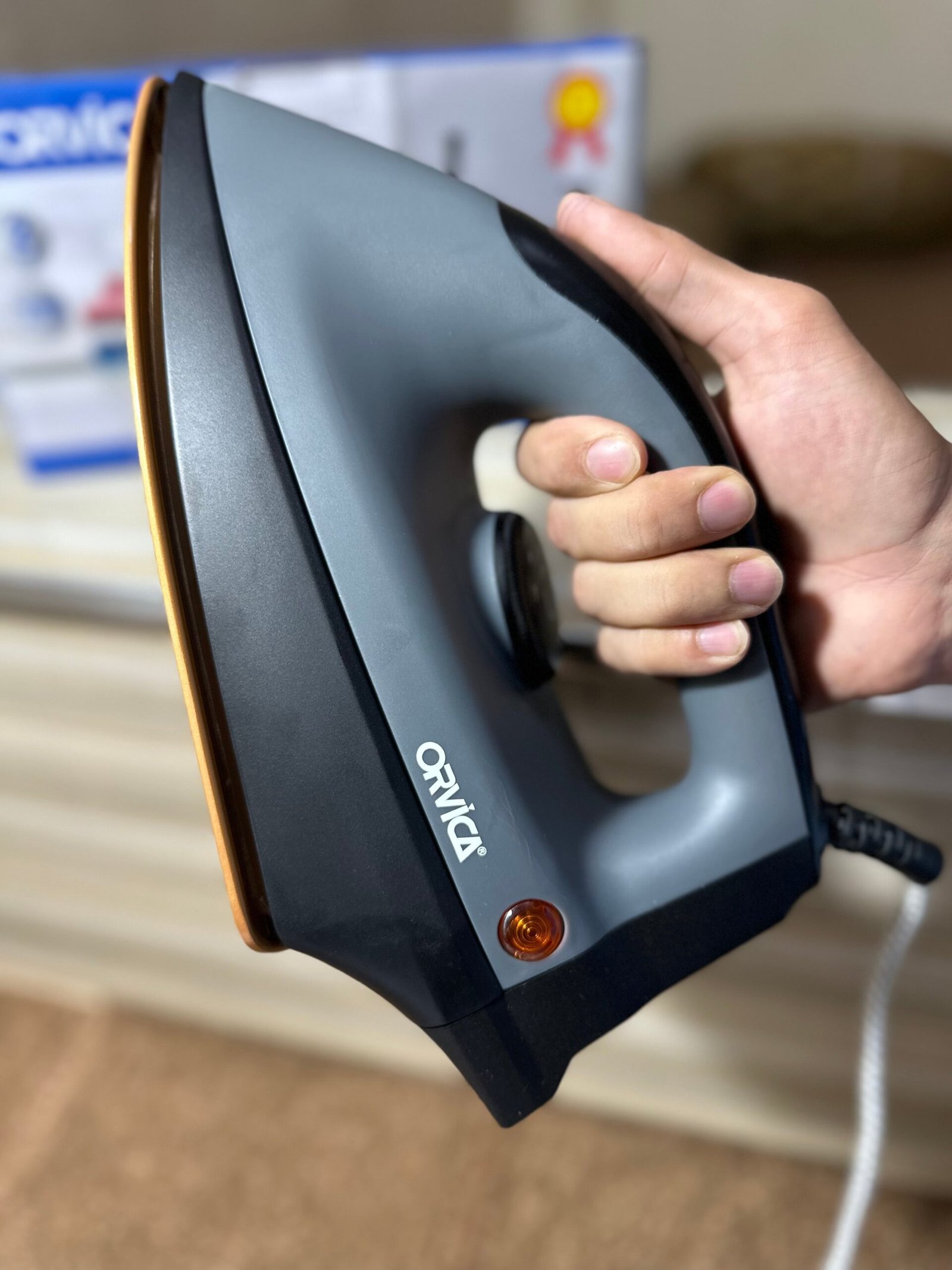 Orvica Automatic, Non-stick dry iron ORM-726